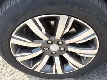 Land Rover Discovery Sport 2.0 TD4 HSE Auto 4WD Euro 6 (s/s) 5dr