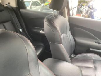 Nissan Juke 1.6 Tekna CVT Euro 5 5dr