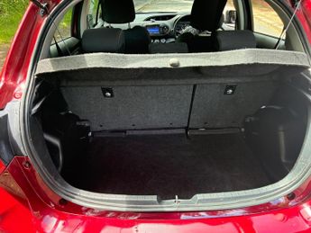 Toyota Yaris 1.5 VVT-i Icon Tech CVT Euro 6 5dr