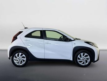Toyota Aygo X 1.0 VVT-i Pure Hatchback 5dr Petrol x-shift Euro 6 (s/s) (72 ps)