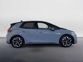 Volkswagen ID.3 Pro S 77kWh Tour Hatchback 5dr Electric Auto (204 ps)