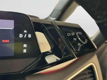 Volkswagen ID.3 Pro S 77kWh Tour Hatchback 5dr Electric Auto (204 ps)