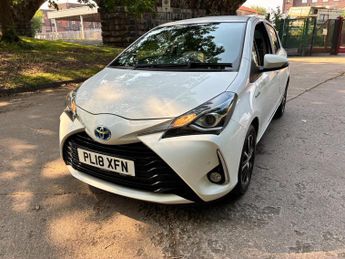 Toyota Yaris 1.5 VVT-h Icon Tech E-CVT Euro 6 (s/s) 5dr