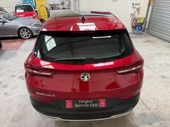 Vauxhall Grandland X 1.2 Turbo Elite Nav Auto Euro 6 (s/s) 5dr