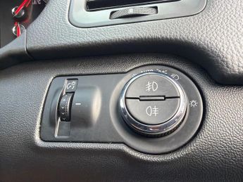 Vauxhall Insignia 2.0 CDTi BiTurbo Elite Nav Auto Euro 5 5dr