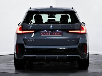 BMW iX1 iX1 xDrive30 M Sport