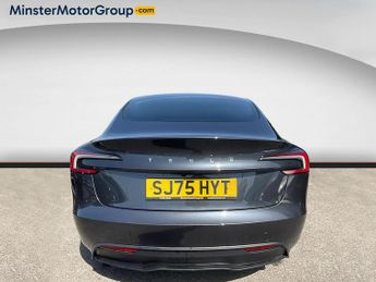 Tesla Model 3 PREMIUM RWD