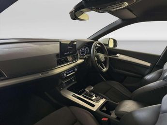Audi Q5 2.0 TFSI 45 S line SUV 5dr Petrol S Tronic quattro Euro 6 (s/s) 
