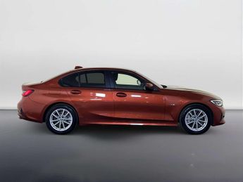 BMW 3 Series 2.0 330e 12kWh SE Pro Saloon 4dr Petrol Plug-in Hybrid Auto Euro