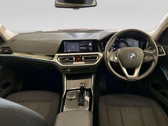 BMW 3 Series 2.0 330e 12kWh SE Pro Saloon 4dr Petrol Plug-in Hybrid Auto Euro