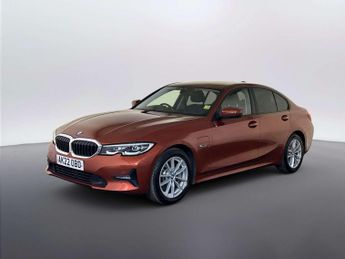 BMW 3 Series 2.0 330e 12kWh SE Pro Saloon 4dr Petrol Plug-in Hybrid Auto Euro