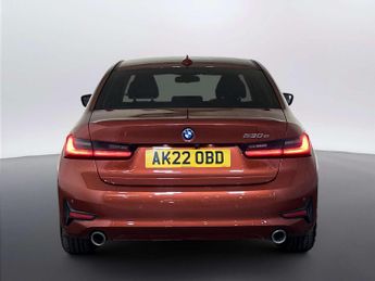 BMW 3 Series 2.0 330e 12kWh SE Pro Saloon 4dr Petrol Plug-in Hybrid Auto Euro