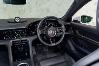 Porsche Taycan Performance Plus 105kWh 4 Cross Turismo Auto 4WD 5dr (11kW Charg