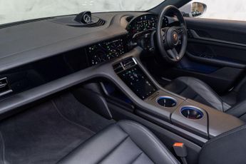 Porsche Taycan Performance Plus 105kWh 4 Cross Turismo Auto 4WD 5dr (11kW Charg