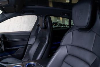 Porsche Taycan Performance Plus 105kWh 4 Cross Turismo Auto 4WD 5dr (11kW Charg