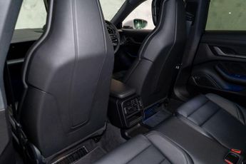Porsche Taycan Performance Plus 105kWh 4 Cross Turismo Auto 4WD 5dr (11kW Charg