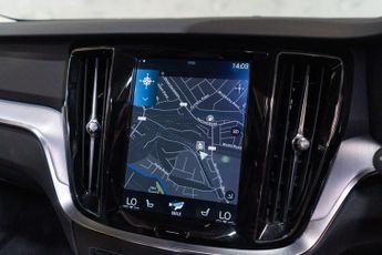 Volvo V60 Cross Country 2.0 D4 Plus Auto AWD Euro 6 (s/s) 5dr