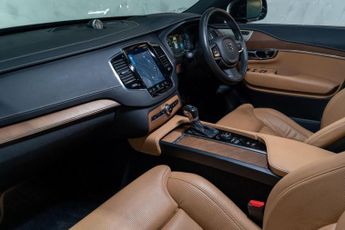 Volvo XC90 2.0 D5 First Edition Geartronic 4WD Euro 6 (s/s) 5dr
