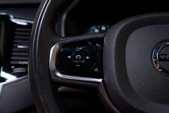 Volvo XC90 2.0 D5 First Edition Geartronic 4WD Euro 6 (s/s) 5dr