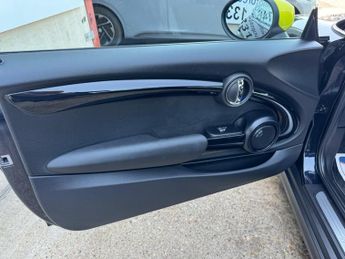 MINI Electric Hatch Cooper SE 32.6kWh Level 3 Auto 3dr