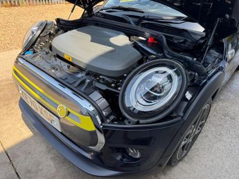 MINI Electric Hatch Cooper SE 32.6kWh Level 3 Auto 3dr