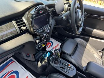 MINI Electric Hatch Cooper SE 32.6kWh Level 3 Auto 3dr