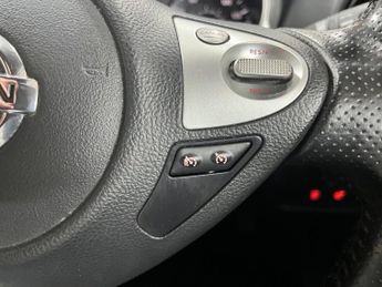 Nissan Juke 1.6 Tekna XTRON Euro 6 5dr