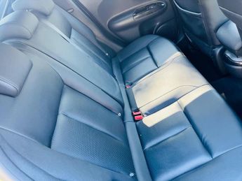 Nissan Juke 1.6 Tekna XTRON Euro 6 5dr