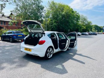 Vauxhall Astra 1.4T 16v Limited Edition Euro 5 5dr