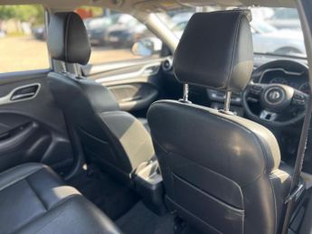 MG MG ZS 1.5 VTi-TECH Exclusive Euro 6 (s/s) 5dr