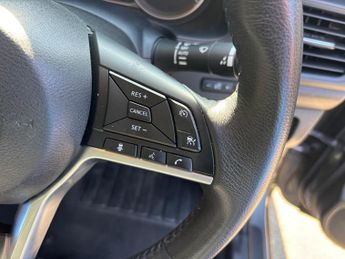 Nissan Leaf 39kWh Acenta Auto 5dr