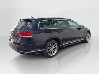 Volkswagen Passat 2.0 TDI BlueMotion Tech R-Line DSG Euro 6 (s/s) 5dr