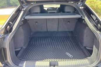 Audi Q6 e-tron 100kWh S line Sportback 5dr Electric Auto quattro (388 ps)
