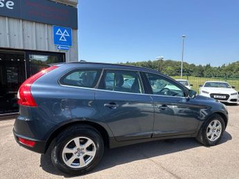Volvo XC60 2.4 D5 SE Geartronic AWD Euro 5 5dr