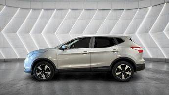 Nissan Qashqai 1.2 DIG-T N-Connecta XTRON 2WD Euro 6 (s/s) 5dr