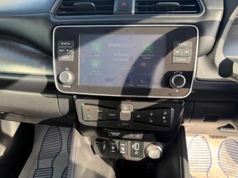 Nissan Leaf 40kWh N-Connecta Auto 5dr