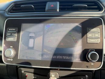 Nissan Leaf 40kWh N-Connecta Auto 5dr