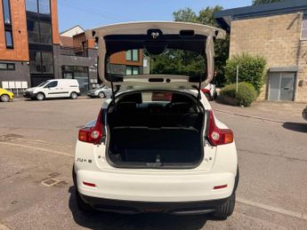 Nissan Juke 1.6 Acenta Euro 5 (s/s) 5dr