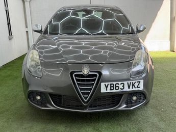 Alfa Romeo Giulietta 2.0 JTDM-2 Sportiva Euro 5 (s/s) 5dr