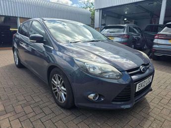 Ford Focus 1.0T EcoBoost Titanium Euro 5 (s/s) 5dr