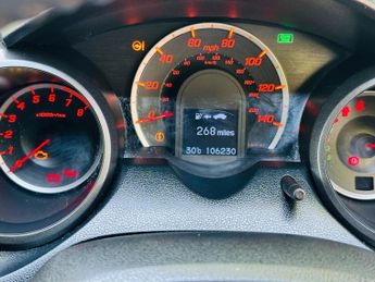 Honda Jazz 1.4 i-VTEC EX Hatchback 5dr Petrol CVT Euro 5 (99 ps)