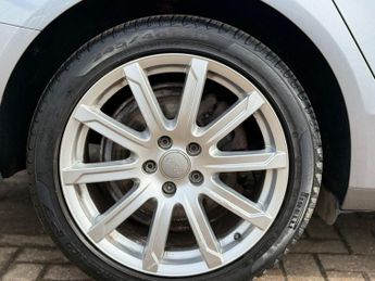 Audi A4 AVANT TDI SE TECHNIK