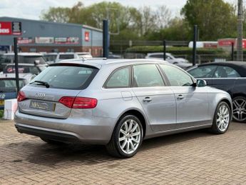 Audi A4 AVANT TDI SE TECHNIK