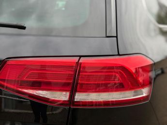 Volkswagen Passat R LINE TDI BLUEMOTION TECHNOLOGY DSG