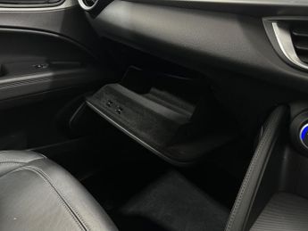 Alfa Romeo Stelvio 2.0T Speciale Auto Q4 AWD Euro 6 (s/s) 5dr