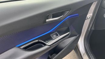 Toyota C-HR 1.8 VVT-h Dynamic CVT Euro 6 (s/s) 5dr
