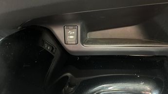 Toyota C-HR 1.8 VVT-h Dynamic CVT Euro 6 (s/s) 5dr