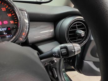 MINI Hatch 1.5 Cooper Classic Steptronic Euro 6 (s/s) 5dr