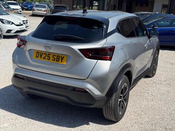Nissan Juke 1.0 DIG-T N-Connecta DCT Auto Euro 6 (s/s) 5dr