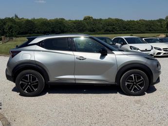 Nissan Juke 1.0 DIG-T N-Connecta DCT Auto Euro 6 (s/s) 5dr
